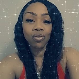 Meet your Posher, Marie